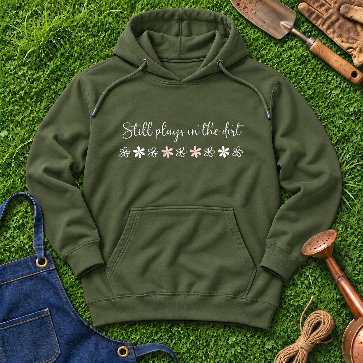 Still Plays In The Dirt 02